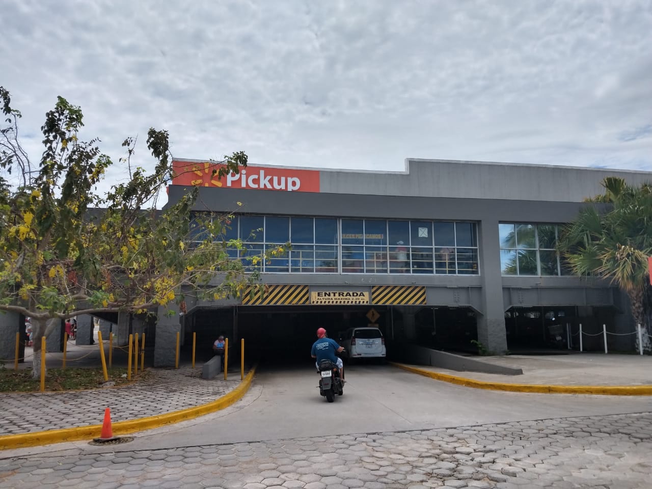 Walmart de Playa del Carmen se adapta a la "Nueva Normalidad" Quinta