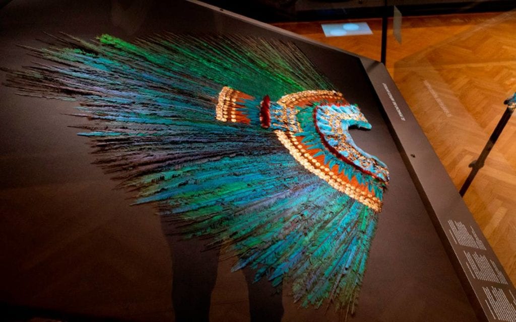 "Penacho" que se creía de Moctezuma no pertenecía al dignatario