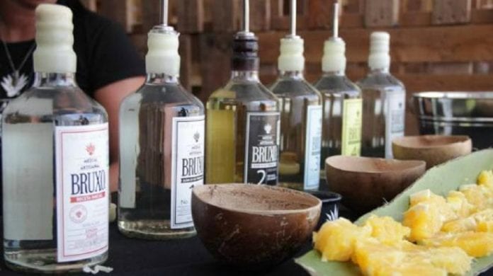 mezcal bruxo Entre medidas sanitarias y con el aforo permitido por el semáforo amarillo, la ciudad se prepara para dos importantes eventos que generen promoción turística y derrama económica: un concurso de belleza para personas con discapacidad, y una degustación tequilera.