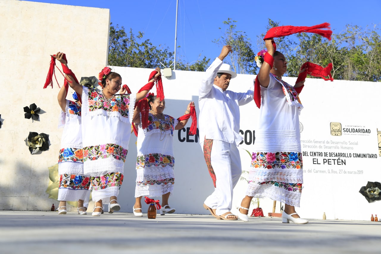 En Playa del Carmen se impulsa a todos los sectores de la población