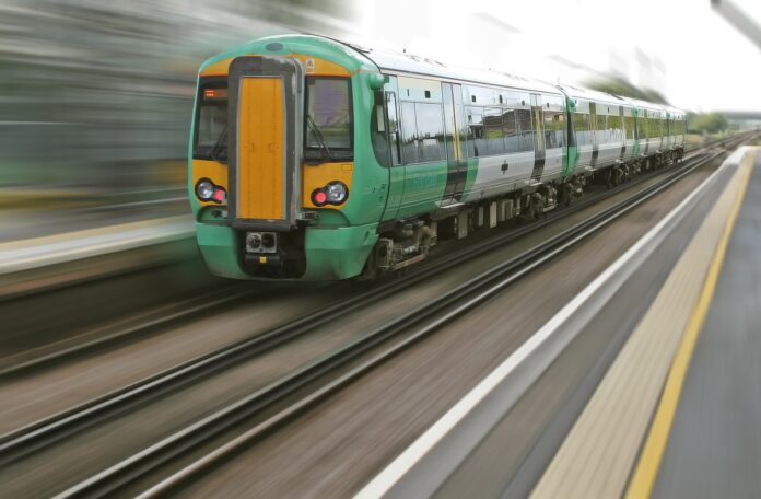 Corredor T-MEC, proyecto de un tren El Corredor T-MEC es un ambicioso proyecto que construirá un tren que comunicará a los tres países de Norteamérica; es una gran inversión
