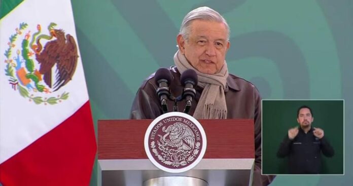 AMLO lamenta tragedia de los migrantes AMLO lamentó la tragedia de los migrantes; y además dijo que su gobierno tiene varios programas para ayudar a quienes llegan al país. Foto: Captura de video