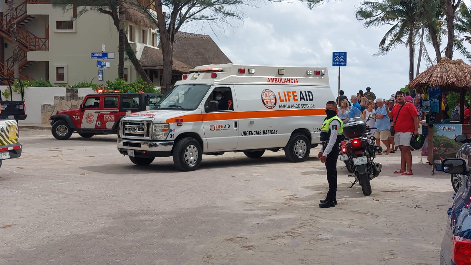 Muere hombre luego de ser rescatado del mar en playa de Playa del ...