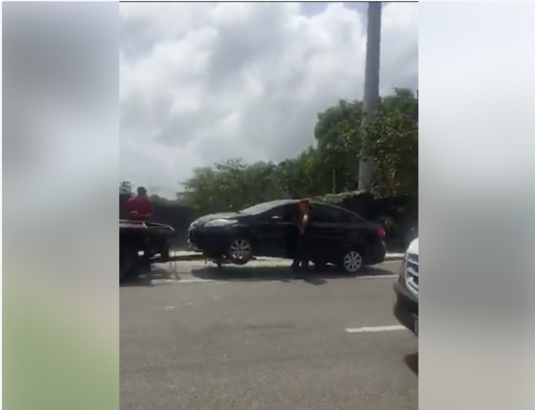 Agreden a periodista que filmaba excesos de SINTRA en Cancún