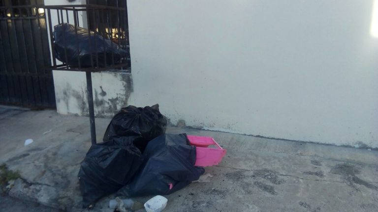 Basura se acumula en Cancún durante el fin de año