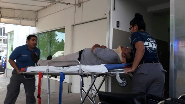 ‘Pestañazo’ provoca 15 lesionados en la vía Kantunilkín-Leona Vicario