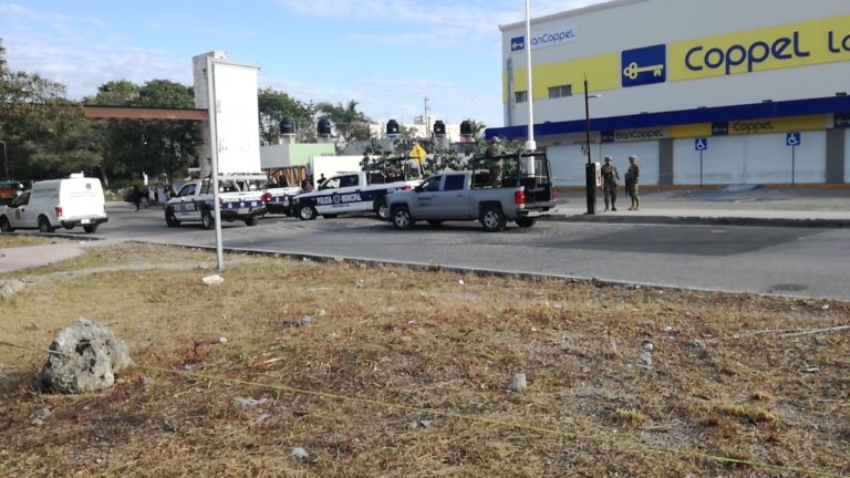 Cancún.- Una falsa alarma sobre la presunta aparición de un decapitado que luego se volvería un descuartizado movilizó esta mañana a los cuerpos policiacos.