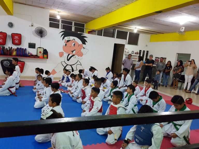 Taekwondoínes ascenderán de grado