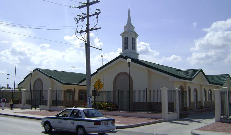 Se dispara número de templos religiosos en Cancún