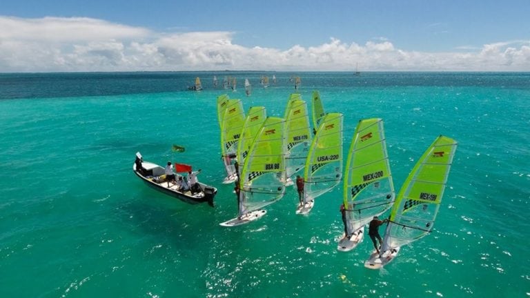 Campeones en su propia tierra