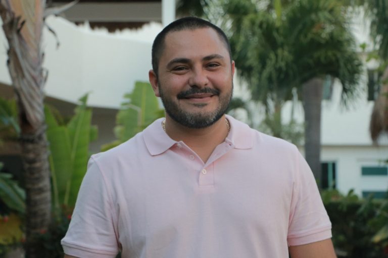 PES no tiene militantes, sino cómplices: Issac Janix