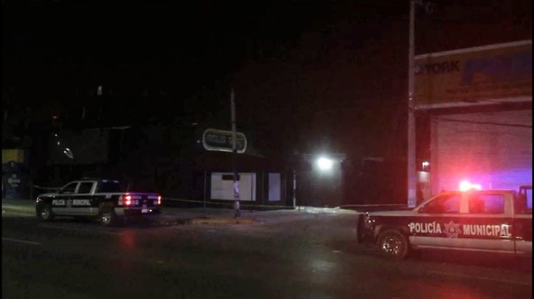 Cuatro balazos en la cabeza recibió ejecutado en bar