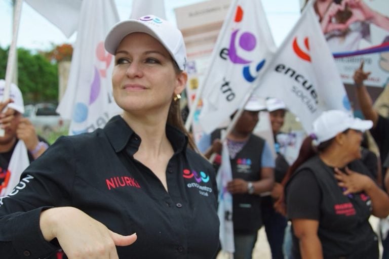 Propone Niurka formar cogobierno con “Chanito”