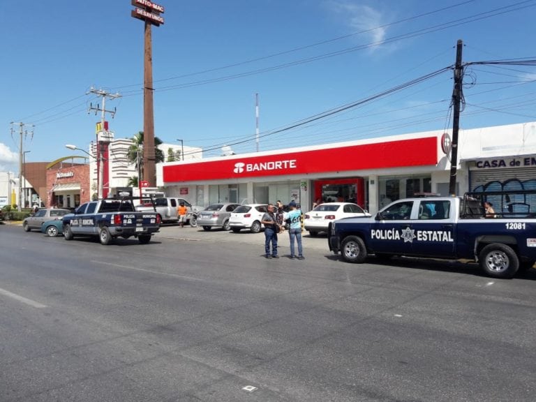 Asaltan a cuentahabiente de Banorte de la Portillo