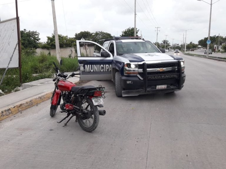 Motociclista dispara sobre una casa y se burla de los policías