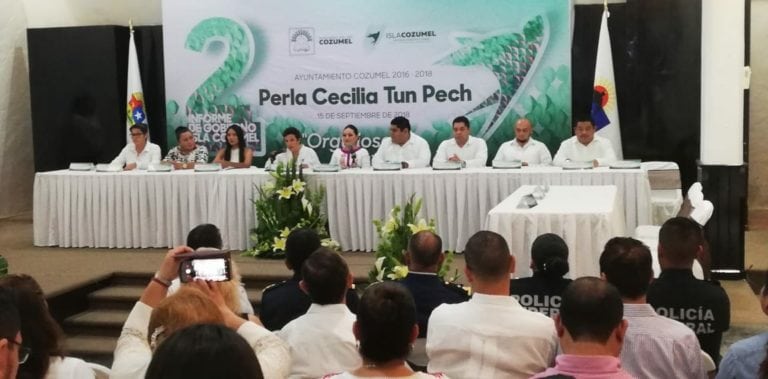 A “solas” sesiona e informa Perla Tun Pech A “solas” sesiona e informa Perla Tun Pech
