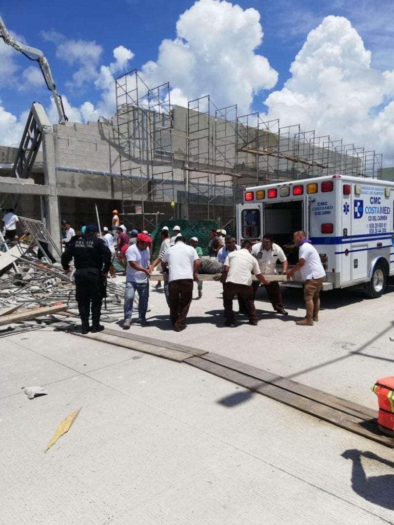 Contratista abandona a obreros accidentados en construcción Contratista abandona a obreros accidentados en construcción