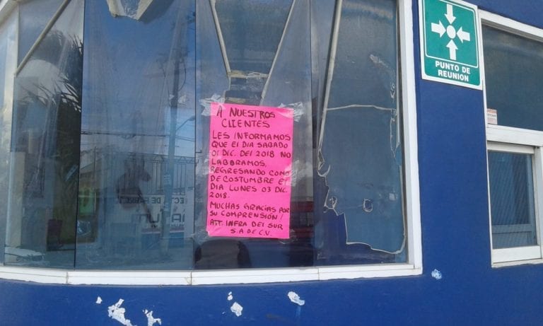 Cierran negocios en Cancún por toma de protesta de AMLO