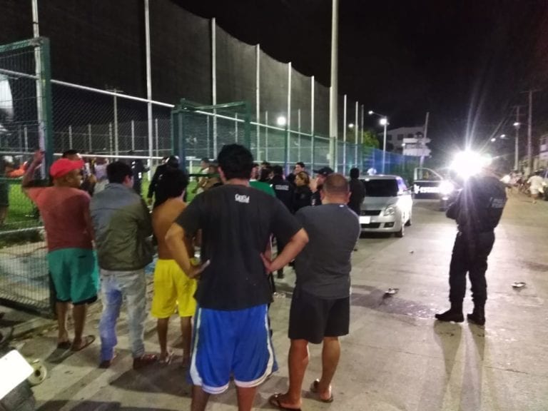 Fallece hombre que fue baleado en un campo de futbol
