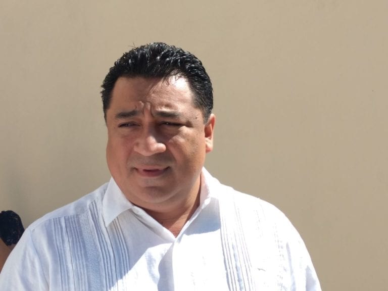 Policía que no quiera estar, que se vaya: Martínez Arcila