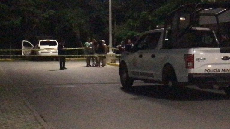 Ejecutan a dos en Benito Juárez, uno era piloto de Volaris