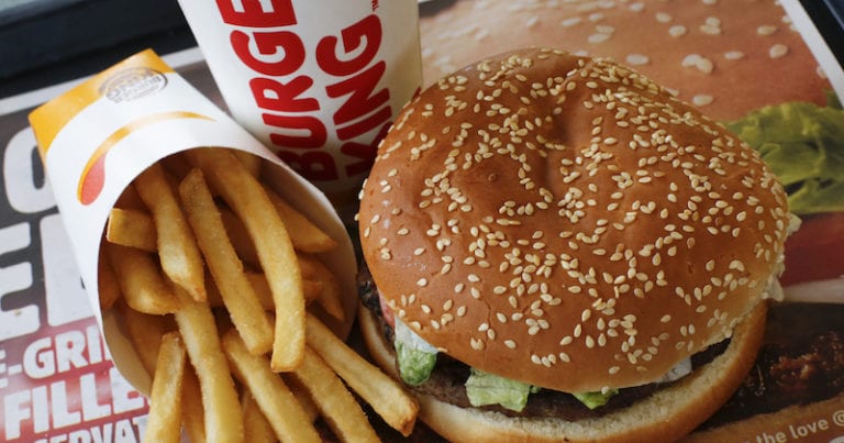 Sujeto demanda a Burger King por no cumplir su promesa Sujeto demanda a Burger King por no cumplir su promesa