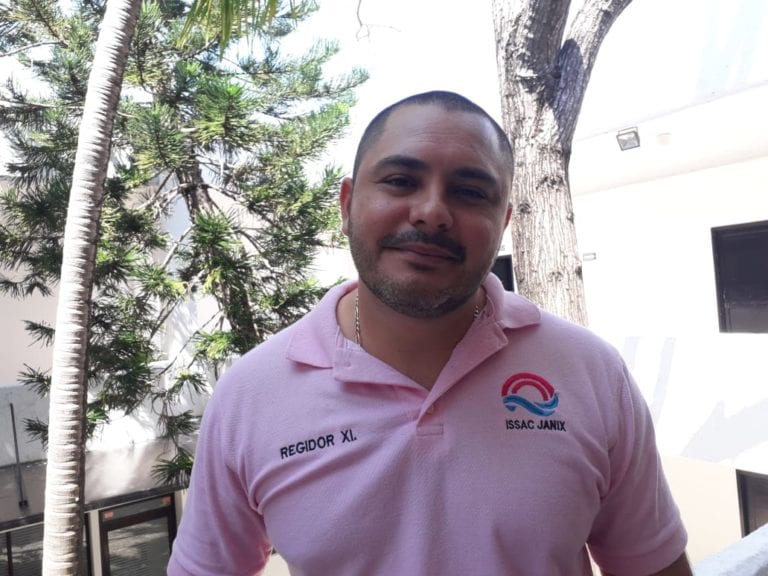 Se opone Issac Janix a crear policía “VIP” para empresarios