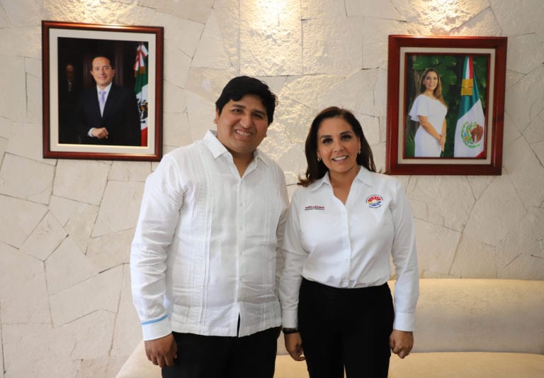 La Presidente Municipal, Mara Lezama, sostuvo una reunión de trabajo con el secretario general del Infonavit, Rogerio Castro Vázquez, para generar un vínculo institucional entre el Ayuntamiento de Benito Juárez con esa dependencia