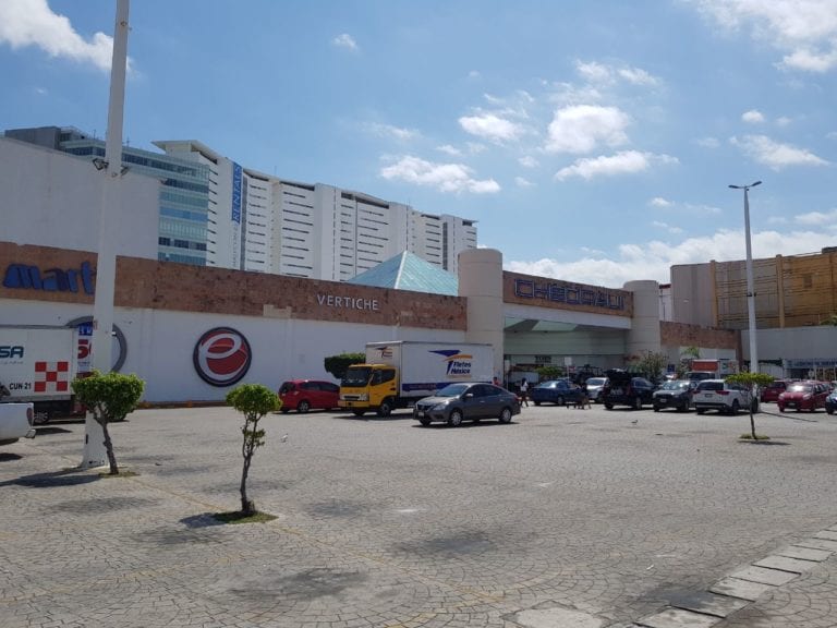 Apagón en partes de Cancún y Playa del Carmen