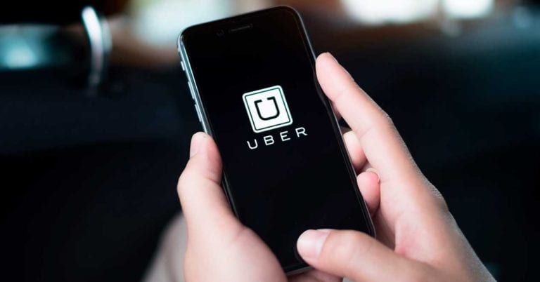 Critica Uber silencio del Instituto de Movilidad