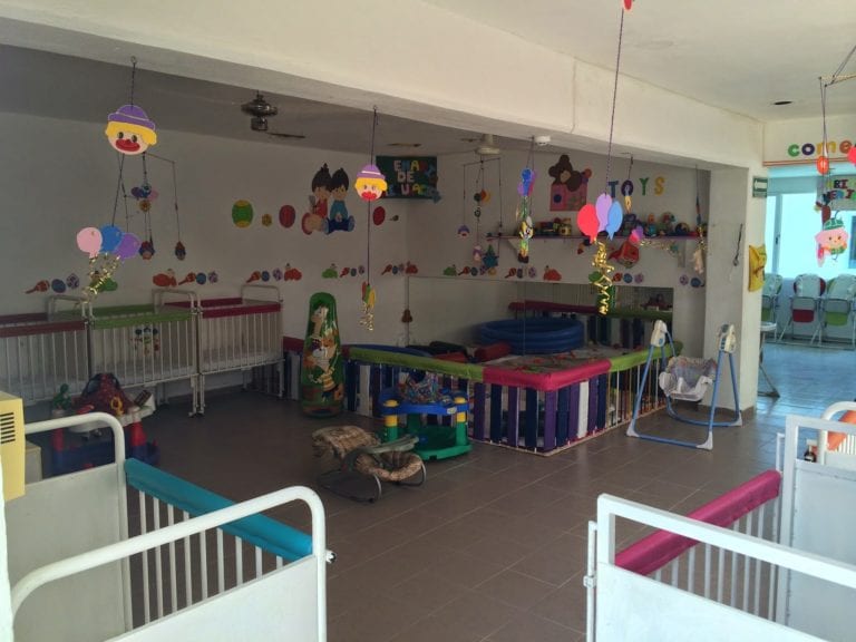 Interponen cinco guarderías de Q. Roo amparos contra la Federación