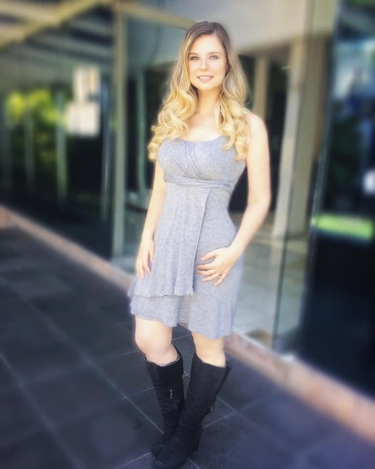 Actriz denuncia violación de sacerdote en Instituto Cumbres de Cancún