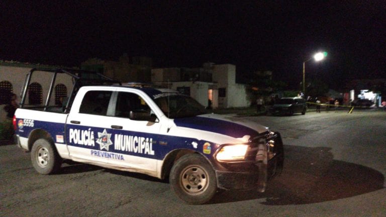 Balean a pareja en la Región 201 de Cancún