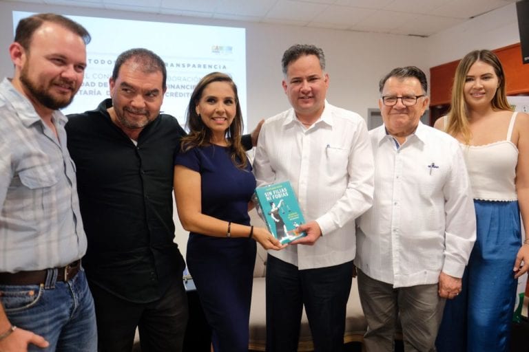 Cancún firma convenio con Unidad de Inteligencia Financiera para combatir la corrupción