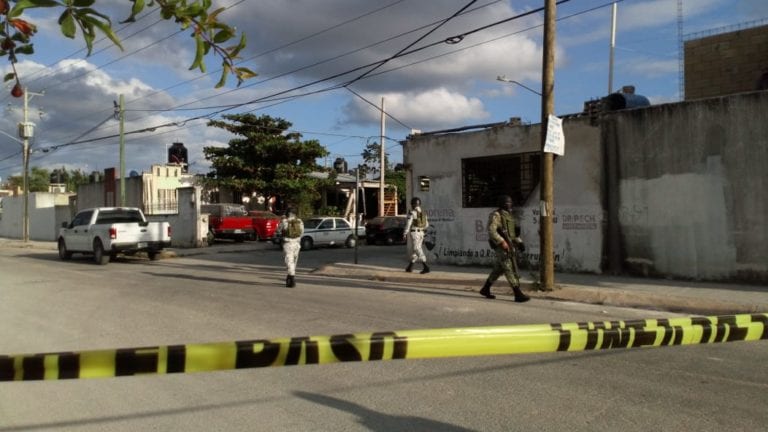 Hieren de bala a tres personas en Región 259, en Cancún