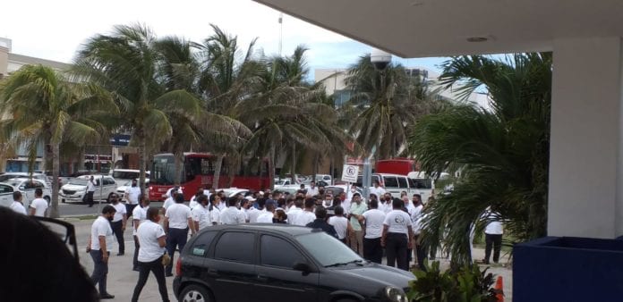 Taxistas Cancún