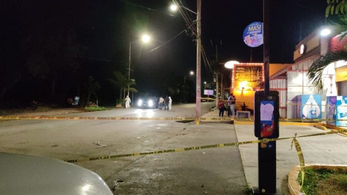 Sujeto es asesinado mientras se encontraba en su camioneta.