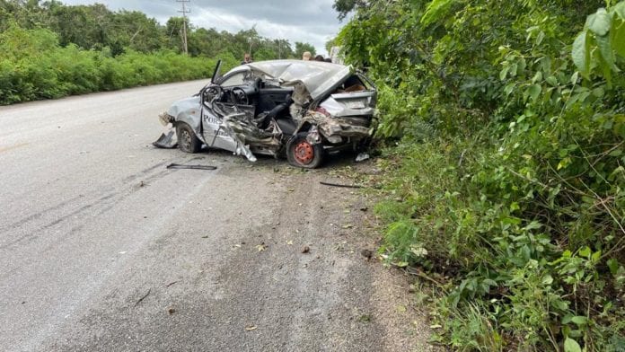 choca auto de Por Esto