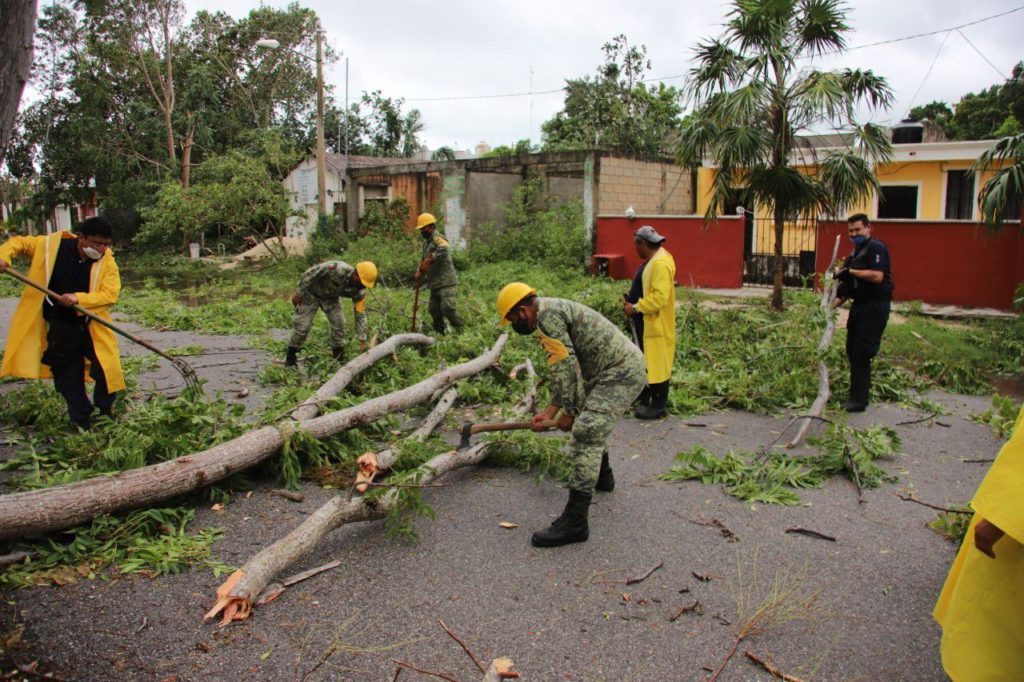 Paso de Delta en Puerto Morelos