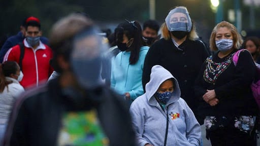 El ISSSTE incluyó de golpe 111 casos confirmados de COVID-19 a las cifras oficiales.