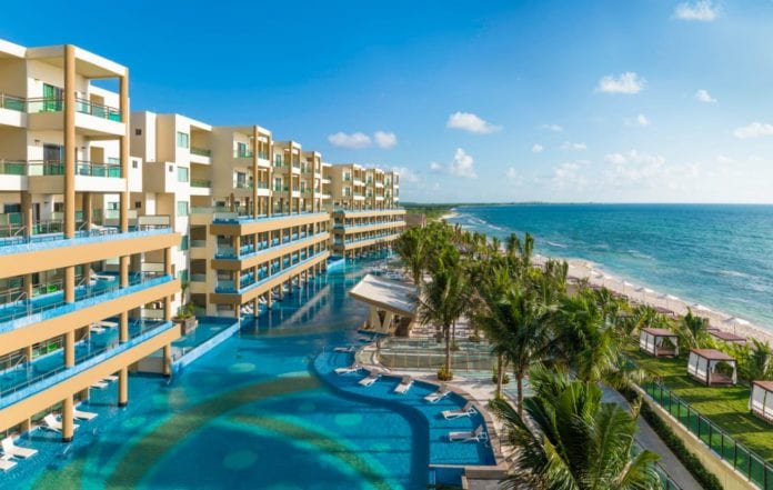 La Riviera Maya se posiciona en la presente temporada de invierno como uno de los destinos preferidos por las familias para vacacionar en México por lo que el sitio Families Love Travel publicó una lista de los 10 mejores resorts para este segmento de viajes.