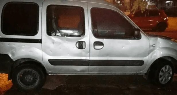 Argentina hombre raya auto de su padre