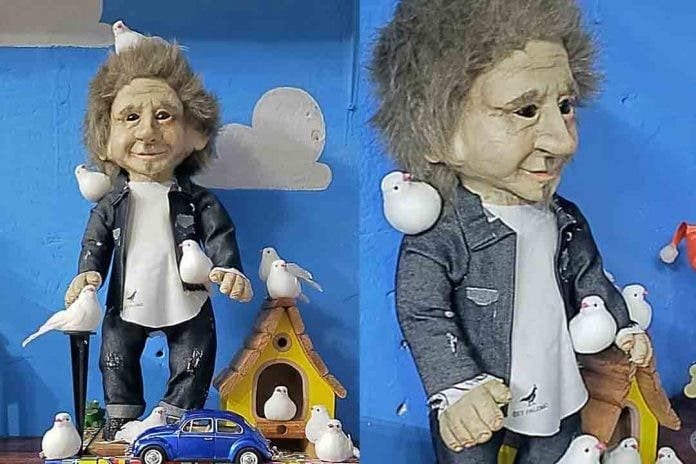 Exhiben en un museo paranormal el muñeco embrujado de Luisito Comunica