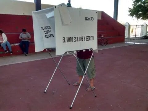 Reportan contagios de Covid-19 en trabajadores de elecciones en Cancún