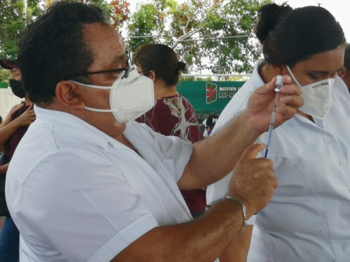 Es el reporte de los casos de Covid-19 en Quintana Roo al corte del domingo 13 de junio del 2021; conoce cifras de los contagios y los vacunados