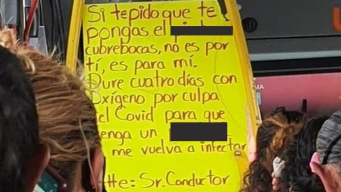Chofer pide a pasajeros cuidarse del Covid-19 con aviso contando su vivencia: 'No es por ti, es para mí'