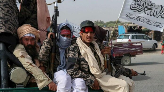 Facebook, Instagram y WhatsApp prohíben contenido de talibanes