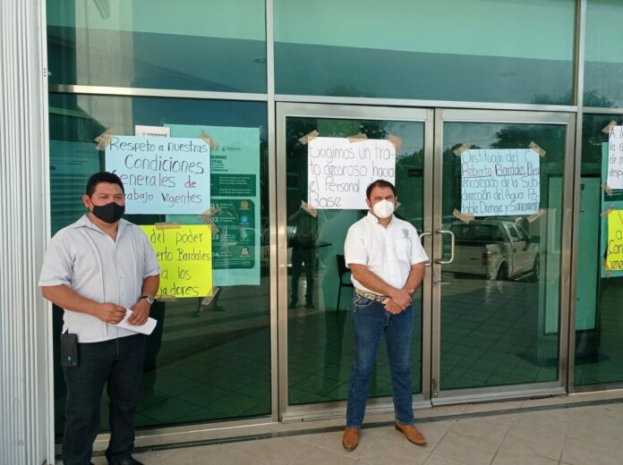 Inician paro trabajadores de la Conagua contra encargado de área en Chetumal