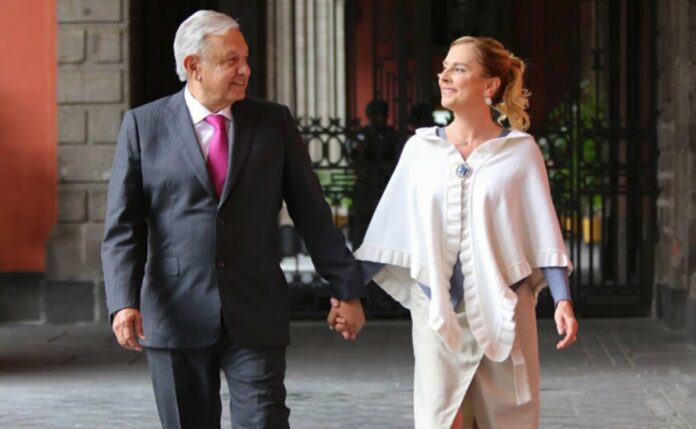Vídeo: Así presumen AMLO y Beatriz Gutiérrez su tarde de domingo con “Silvio