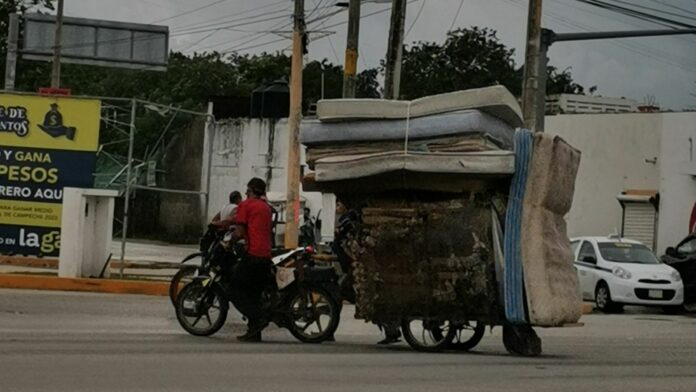 ¡Cada vez más llenos! Siguen apareciendo remolques hechizos en Cancún